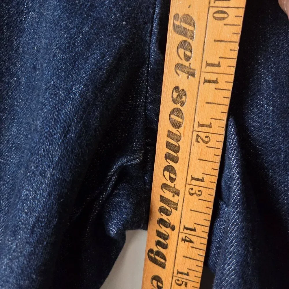 EUC LIKE NEW J CREW PLEATED TAPERED JEANS SIZE 28